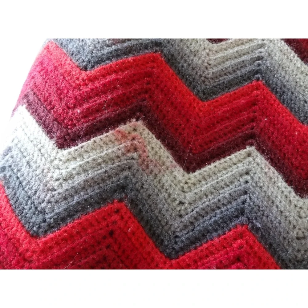 Handmade Crochet Afghan Blanket Red Grey White Chevron Ripple Scalloped Edge